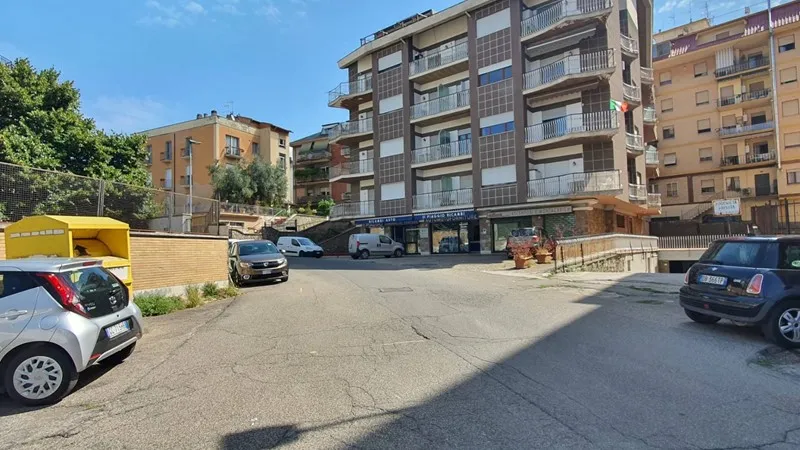 Магазин 130м² в Италии, Витербо. Стоимостью 119998£ аренда фото-3