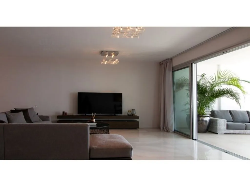 Квартира 266м² в Кипре, Лимасол. Стоимостью 4200000€ аренда фото-1