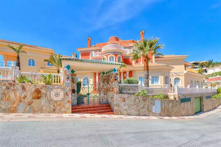 Дом 215м² в Испании, Бенальмадена. Стоимостью 4200000€ аренда фото-1