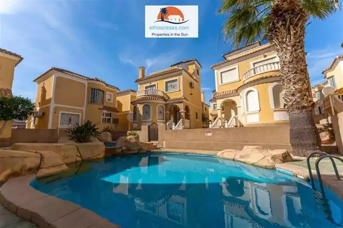 Дом 102м² в Испании, Вильямартин. Стоимостью 165000€ аренда фото-2