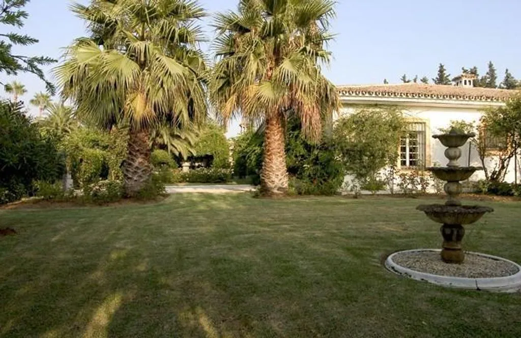 Вилла 800м² в Испании, Марбелья. Стоимостью 11000€ аренда фото-1
