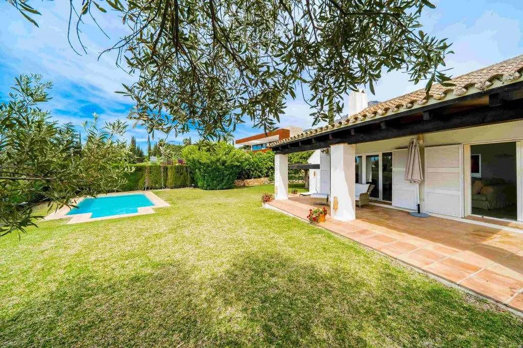 Вилла 702м² в Испании, Марбелья. Стоимостью 9680000€ аренда фото-19