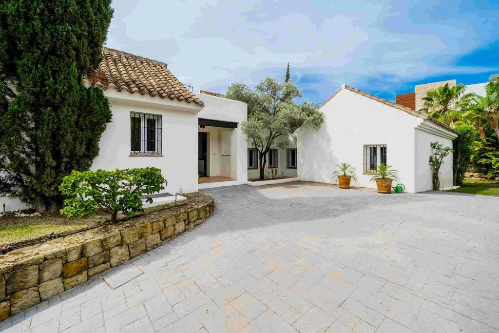 Вилла 453м² в Испании, Марбелья. Стоимостью 2950000€ аренда фото-8