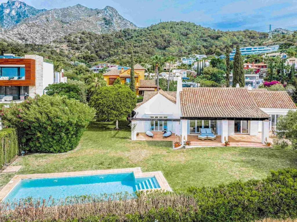 Вилла 453м² в Испании, Марбелья. Стоимостью 2950000€ аренда фото-25