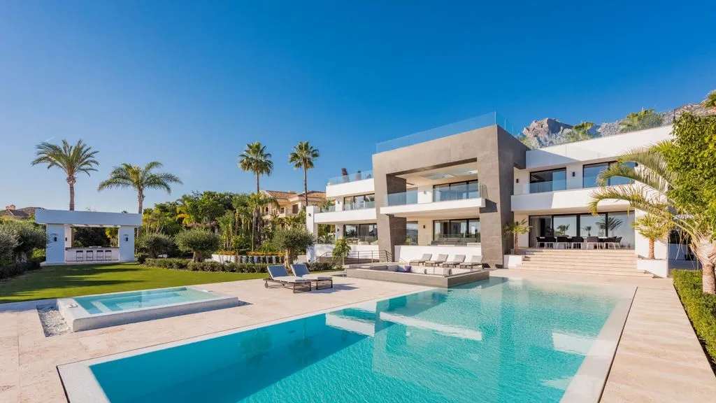 Вилла 1265м² в Испании, Марбелья. Стоимостью 25000€ аренда фото-3