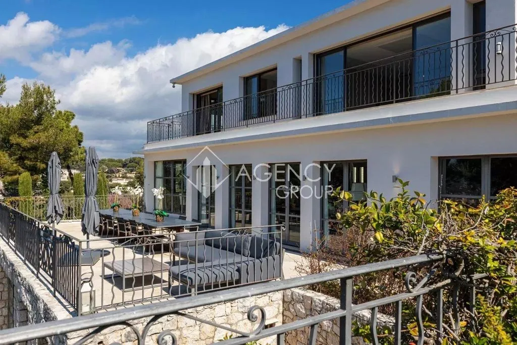 Вилла 420м² в Франции, Канны. Стоимостью 8000€ аренда фото-21