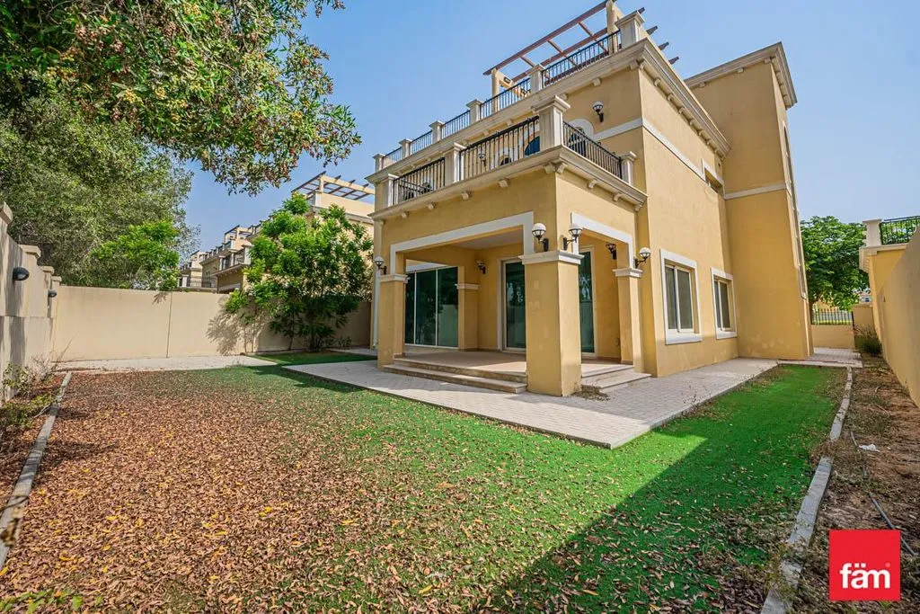 Вилла 402м² в ОАЭ, Дубай. Стоимостью 109200€ аренда фото-1