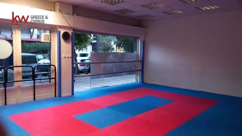 Магазин 160м² в Греции, Салоники. Стоимостью 96284£ аренда фото-1
