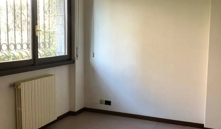 Квартира 65м² в Италии, Бергамо. Стоимостью 186918£ аренда фото-4